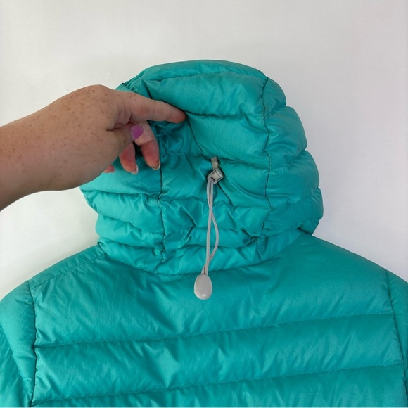 Patagonia Women's Down Sweater Hoody size XS - Picture 4 of 14